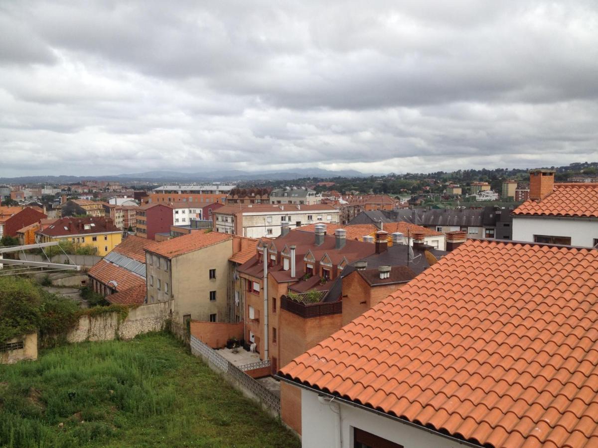 Apartamento Vacacional - Oviedo Centro Екстериор снимка